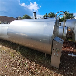 1 stk. brugt køletank 4000 l. 280x165x220 cm. Tank 5